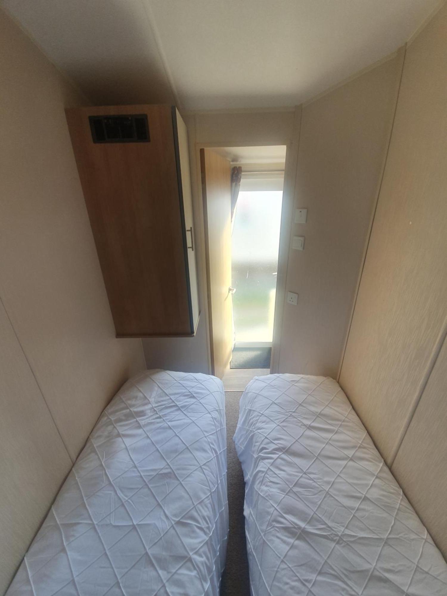 Fantasy Island King Fisher 8Berth 401 Инголдмелс Экстерьер фото